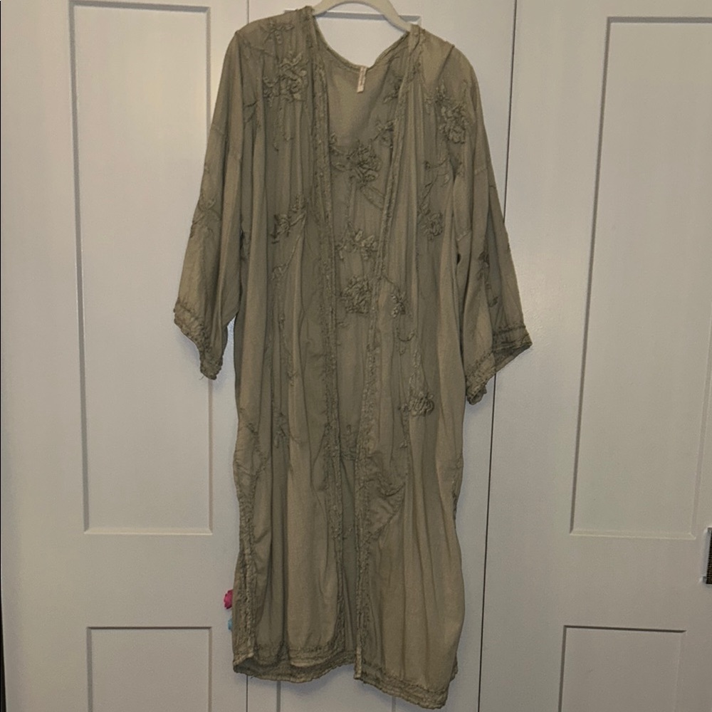 Magnolia Pearl Sage/gray Embroidered Duster